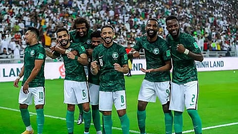 المنتخب الأول يُدشّن معسكره الإعدادي استعدادًا لمنافسات الملحق الآسيوي المؤهل إلى المونديال
