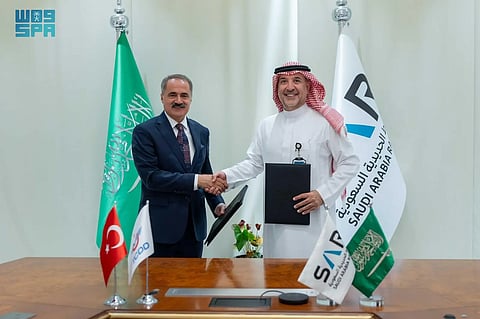 «سار» توقّع مذكرة تفاهم لتعزيز سبل التعاون مع مؤسسة السكك الحديدية التركية