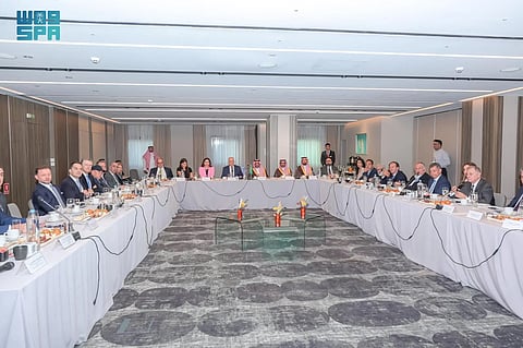 اجتماع الطاولة المستديرة لتعزيز الشراكات السعودية - اليونانية