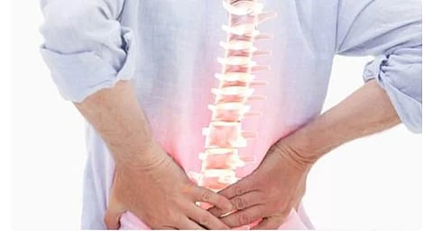 خبراء يحددون العلاج الأقوى لآلام المفاصل قبل اللجوء للأدوية والجراحة