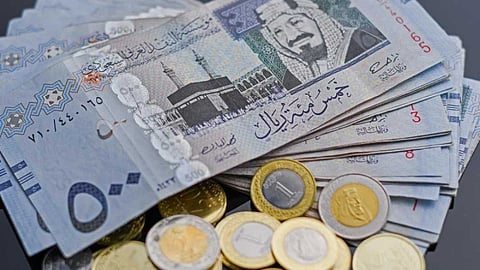 سعر الريال مقابل الدولار والعملات الأجنبية اليوم الخميس 1-5-1447