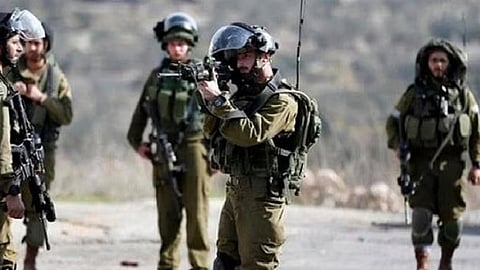 إصابة خمسة فلسطينيين برصاص الاحتلال الإسرائيلي في الضفة الغربية
