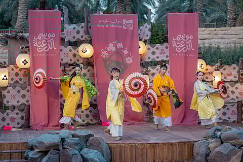 سوق الموسم ينطلق من منطقة الطوالع التاريخية بـ "النجناج"