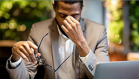 مختص يوضح للموظفين التصرف الأنسب مع مشكلات العمل