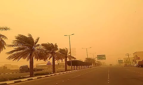 «الأرصاد»: رياح نشطة وأتربة مثارة على منطقة نجران ومحافظة العقيق