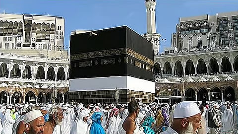 «شؤون الحرمين» توضح مراكز حفظ الأمتعة بالمسجد الحرام