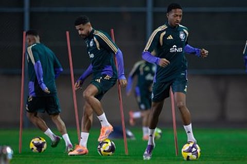 الأخضر يواصل تحضيراته لمواجهة عمان في كأس العرب