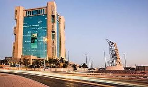 أمانة جدة تصدر وتجدد 10 آلاف شهادة صحية وتفحص 8.823 عينة غذاء خلال نوفمبر