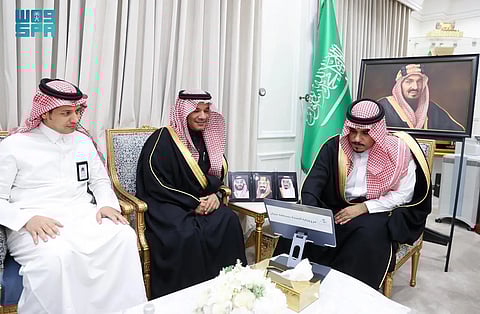 نائب أمير نجران يُدشّن الحملتين التوعويتين حول مرضي الإيدز والسرطان