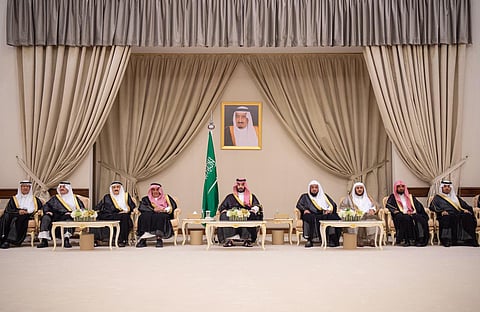 ولي العهد يستقبل أصحاب السمو الأمراء والفضيلة العلماء والمعالي وجمعًا من المواطنين