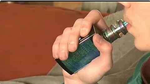 استشاري: ارتفاع احتمالية الإصابة بالقلب لدى مستخدمي السجائر الإلكترونية بنسبة 33%