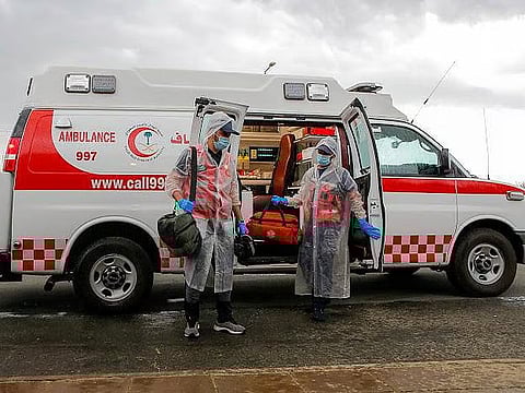 الهلال الأحمر بتبوك يرفع جاهزيته تأهّبًا للحالة المطرية المتوقعة