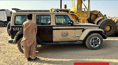 «الأمن البيئي» تضبط باكستانيًا لاستغلاله الرواسب في المدينة المنورة