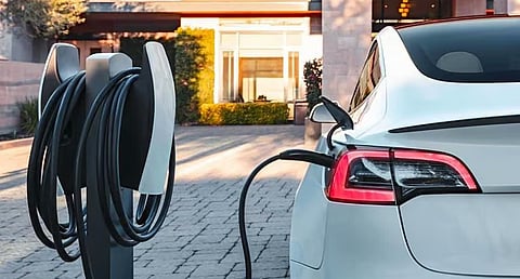 مختص: شحن السيارة الكهربائية يستغرق من 5 إلى 6 ساعات