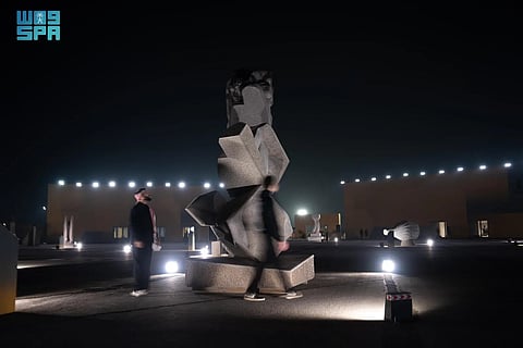 «الرياض آرت» يُعلن مشاركة 25 فنانًا من 18 دولة في النسخة السابعة من ملتقى طويق للنحت