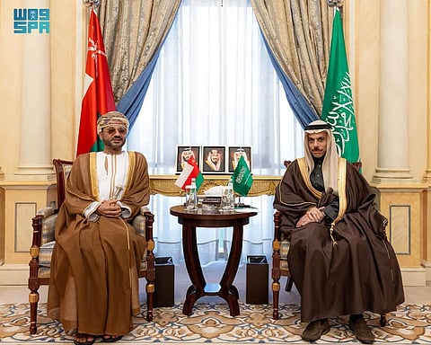 «بن فرحان» يستقبل وزير خارجية سلطنة عُمان ويبحثان مستجدات الأوضاع في المنطقة