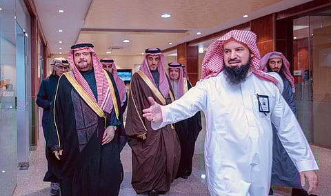 محافظ الدوادمي يدشّن الهوية البصرية الجديدة ومواقع جمعية ثقة الإلكترونية