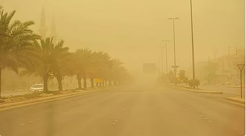 الأرصاد: رياح مثيرة للغبار في 5 مناطق يومي الجمعة والسبت