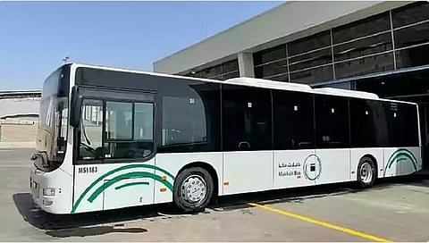 النقل العام يطلق مسارًا جديدًا لحافلات مكة يربط المسجد الحرام بحي حراء الثقافي