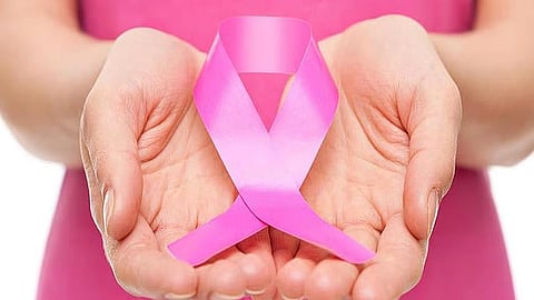 تناول الغذاء الصحي وتجنب زيادة الوزن.. عوامل تقلل من احتمالية الإصابة بسرطان الثدي