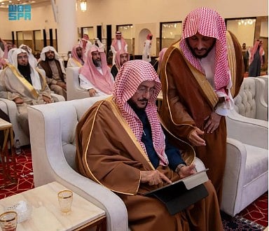 وزير الشؤون الإسلامية يدشّن مشاريع صيانة 800 مسجد بالمدينة المنورة بتكلفة 61 مليون ريال
