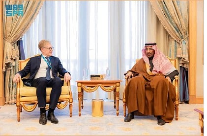 وزير الصناعة يبحث الحلول الائتمانية لتأمين الصادرات مع مجموعة «Coface»