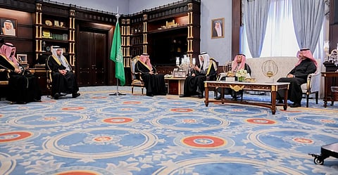 أمير منطقة الباحة يستقبل الرئيس التنفيذي لهيئة المساحة الجيولوجية