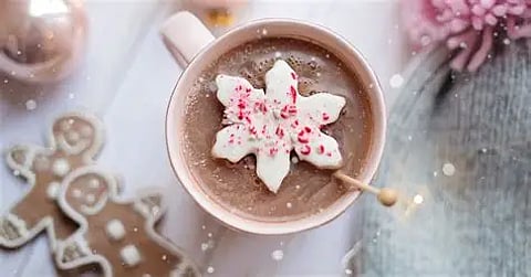 تجمع القصيم الصحي يوجه نصائح لجعل كوب الشوكولاتة الساخنة صحياً