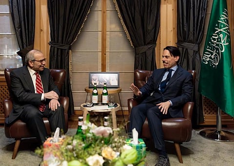 وزير الخارجية يلتقي رئيس مجلس الوزراء اللبناني