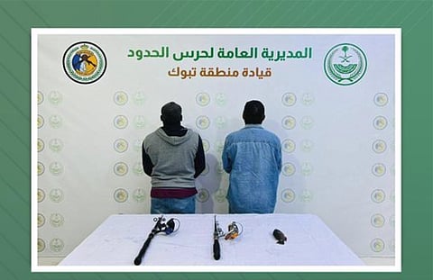 حرس الحدود بتبوك يضبط مخالفين للائحة الأمن والسلامة لمزاولي الأنشطة البحرية