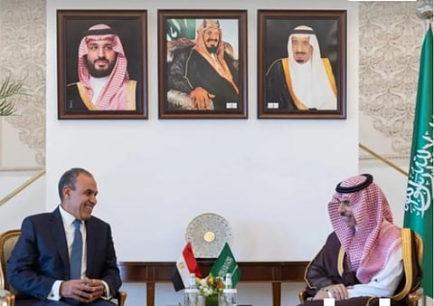 وزير الخارجية يلتقي نظيره المصري في الرياض ويبحثان تطورات الأوضاع في المنطقة