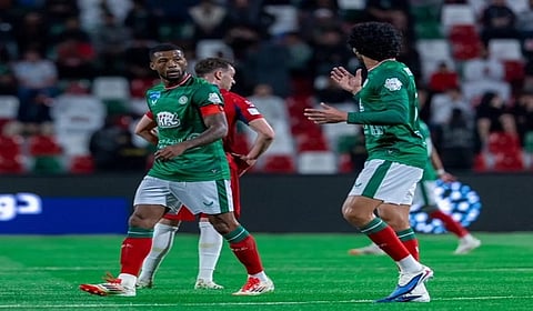 الاتفاق يتخطى ضمك بثنائية دون رد في "دوري روشن"