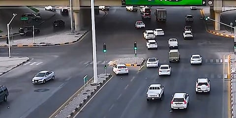 بدء تشغيل الإشارات الذكية لتحسين الحركة المرورية في بريدة