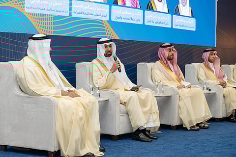 وزير الموارد البشرية يؤكد إنجاز 92% من مستهدفات إستراتيجية سوق العمل