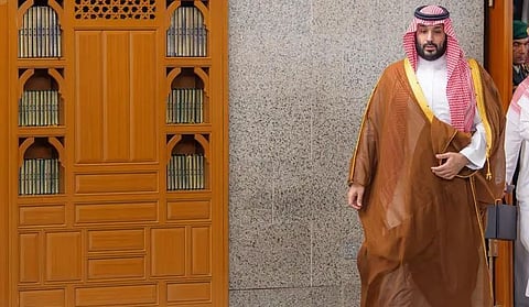 ولي العهد يزور مسجد قباء في المدينة المنورة