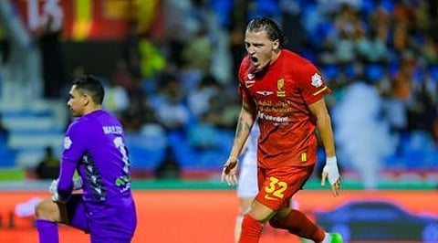 القادسية يتعادل مع التعاون