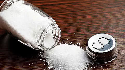 تجمع الرياض الصحي الثاني: الإفراط في تناول الملح يزيد من احتمالية الإصابة بأمراض القلب