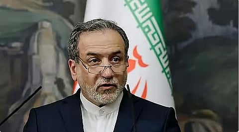 وزير الخارجية الإيراني: لا نعتزم التفاوض ولم تجر أیة محادثات مع الولايات المتحدة