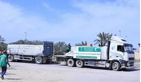 وصول قافلة مساعدات سعودية جديدة إلى قطاع غزة