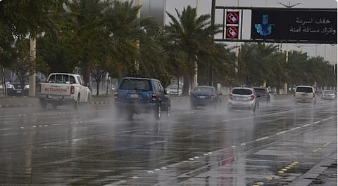 طقس المملكة الخميس.. أمطار رعدية غزيرة ورياح نشطة على عدة مناطق