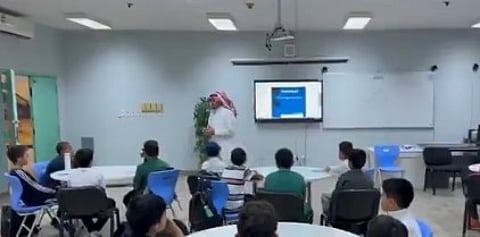 مشرف تربوي: تحفيز الطالب لنفسه يختلف من مرحلة عمرية ودراسية لأخرى