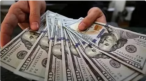 ارتفاع الدولار الأمريكي أمام العملات الرئيسية