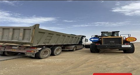 ضبط مقيمين باكستانيين لاستغلالهما الرواسب في المنطقة الشرقية