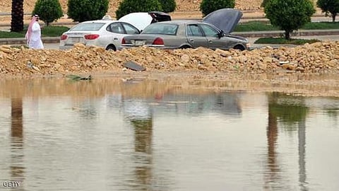 «الدفاع المدني» تدعو للابتعاد عن الأودية ومواقع تجمع المياه عند هطول الأمطار