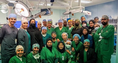 بعد جراحة دقيقة استغرقت 6.5 ساعات.. نجاح عملية عاجلة لفصل توأم ملتصق سعودي