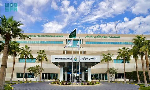 الخدمات الطبية بوزارة الداخلية تدشّن وحدة تصحيح النظر بالليزك بمستشفى قوى الأمن بالدمام