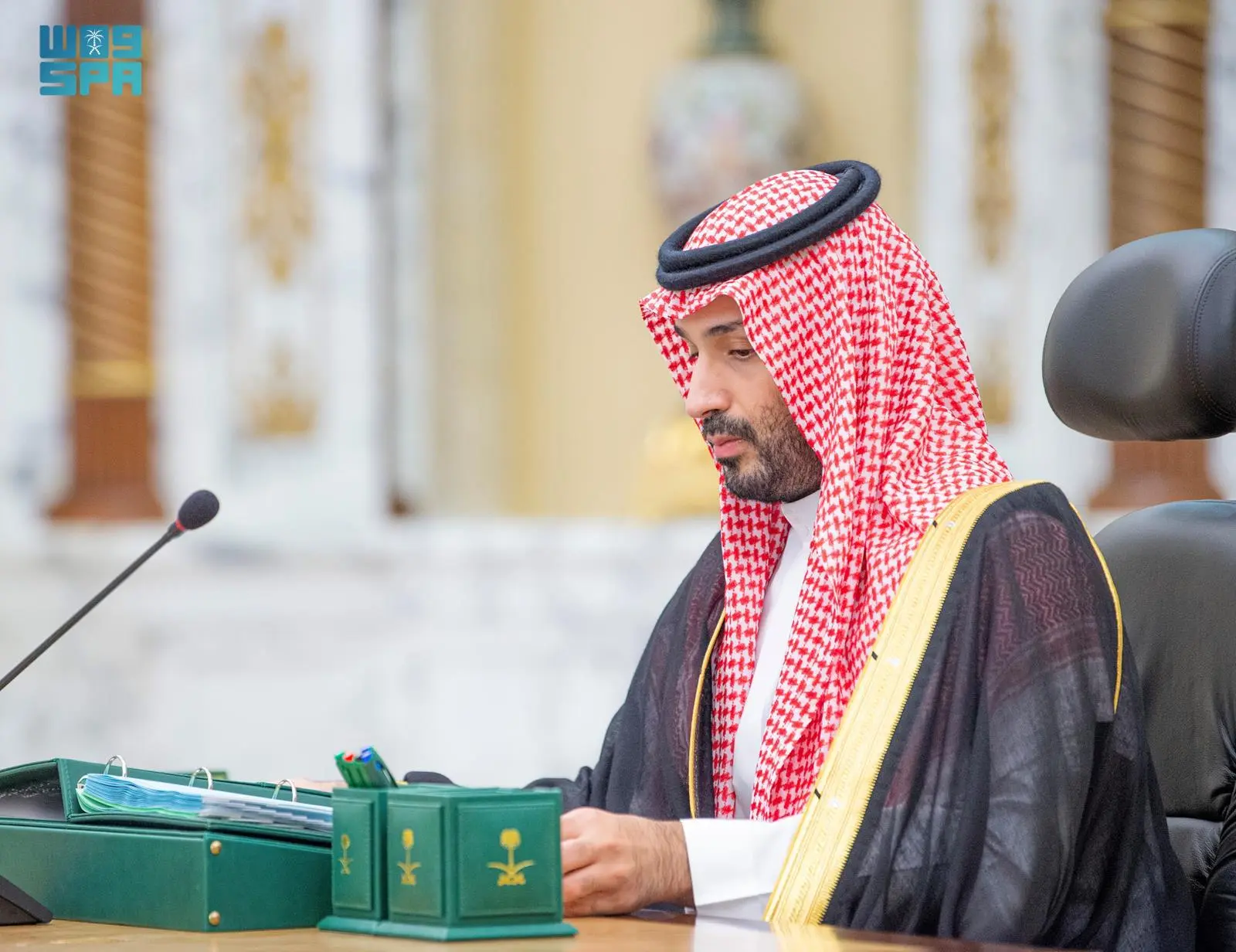 الموافقة على القواعد المنظمة للتعاقد مع السعوديين في الخارج وسلم الأجور.. 12 قرارًا جديدًا لمجلس الوزراء