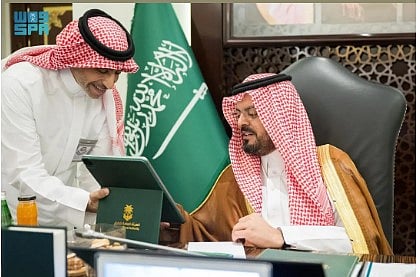 نائب أمير مكة المكرمة يُدشّن 10 مشروعات للطرق.. وحملة "طرق متميزة آمنة" بالمنطقة