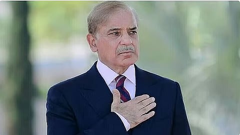 رئيس الوزراء الباكستاني: ممتن لإعلان الرئيس ترامب تعليق مشروع الحرية بمضيق هرمز في الوقت المناسب