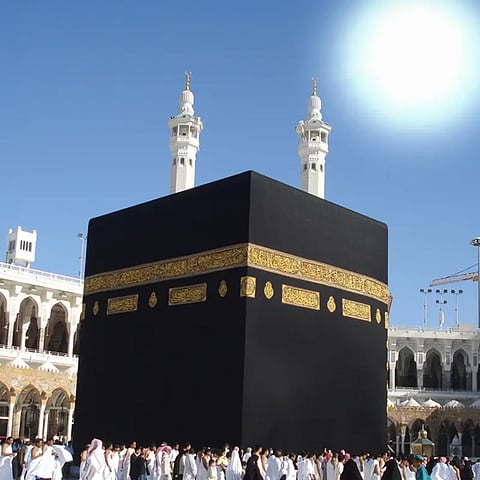 فلكية جدة: الخميس تعامد الشمس على الكعبة المشرفة